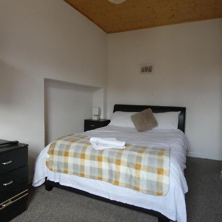 Hill Breeze House Hotell Merthyr Tydfil Eksteriør bilde